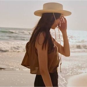 OZMA Emmy Linen olive blouse